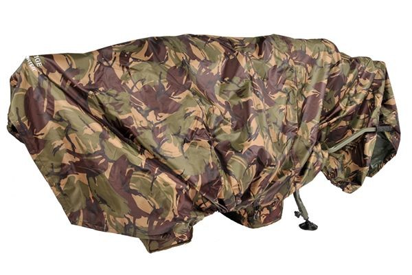 EXTRA LARGE WATERPROOF WHEELBARROW COVER in WOODLAND CAMOUFLAGE PRINT 