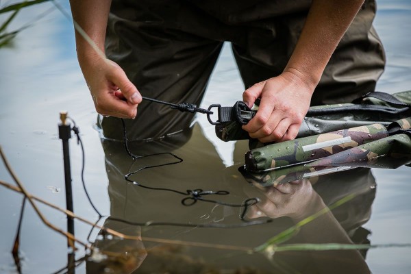 Aqua Products Camo Buoyant Weigh Sling XL