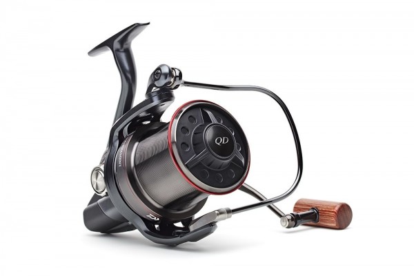 Daiwa Tournament Basia 45 SCW QD Reel