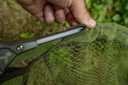 Korum Full Metal Latex Barbel Spoon Net Korum Full Metal Latex Barbel Spoon Net