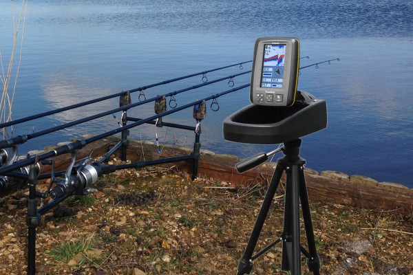 Angling Technics Microcat MK3 Bait Boat With Toslon TF640 Echo/GPS