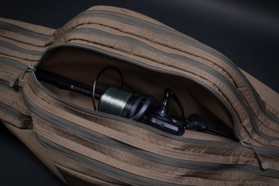 Korda Compac 5 Rod Divide Holdall 12ft Korda Compac 5 Rod Divide Holdall 12ft