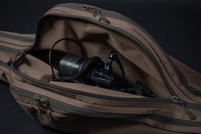 Korda Compac 3 Rod Divide Holdall 12ft Korda Compac 3 Rod Divide Holdall 12ft