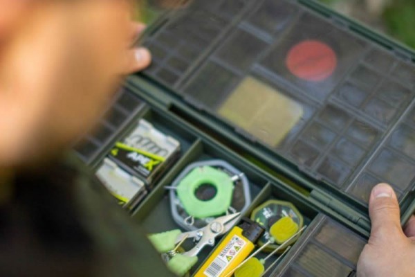 RidgeMonkey Armoury Lite Tackle Box CLEARANCE