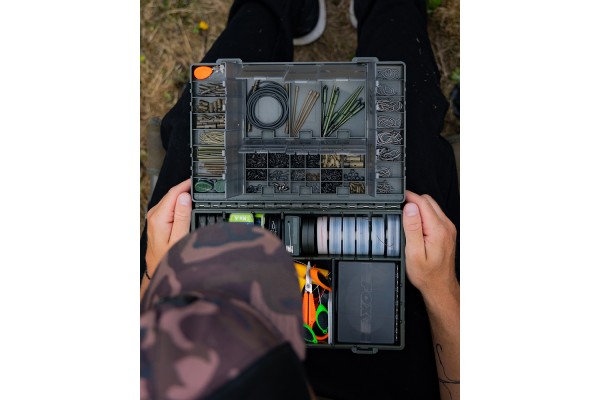 Fox Edges Medium Tackle Box