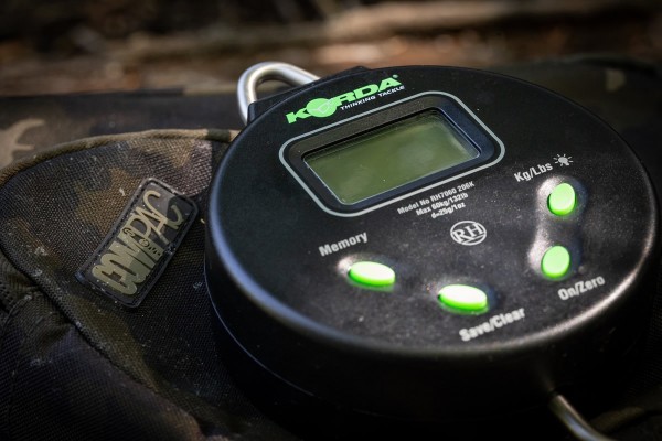 Korda Compac Dark Kamo Digital Scales Pouch