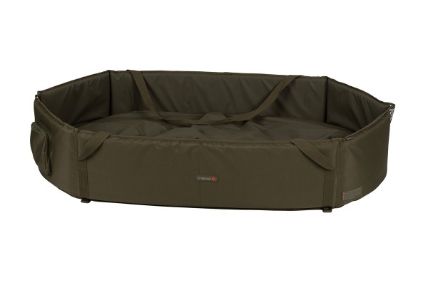 Trakker Sanctuary Deluxe Oval Crib