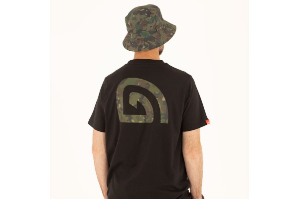 Trakker CR Logo T-Shirt Black Camo