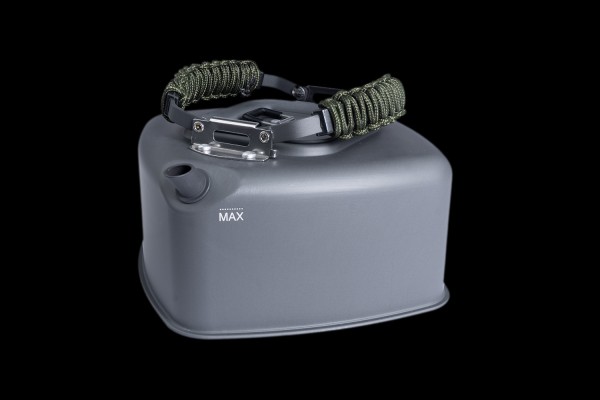 RidgeMonkey Large Square Kettle with Paracord Handle
