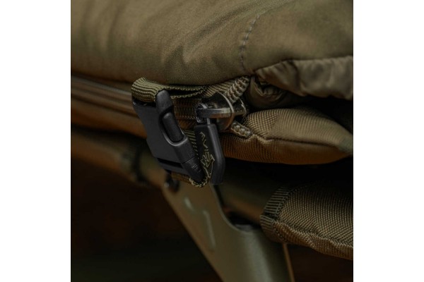 Avid Carp Revolve Bed System