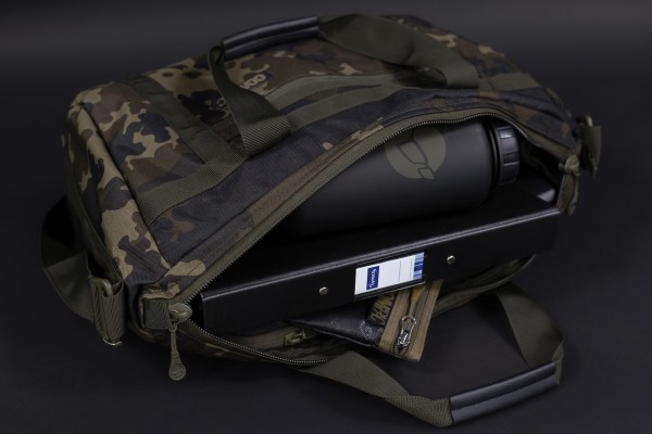 Korda Compac Dark Kamo Messenger Bag