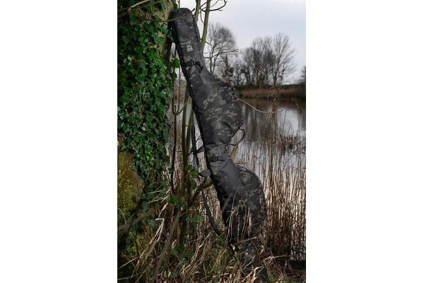 CarpLife Eclipse Camo 12ft 5 rod Rod Holdall