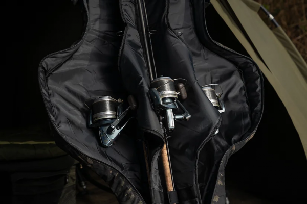 CarpLife Eclipse Camo 12ft 3 rod Rod Holdall
