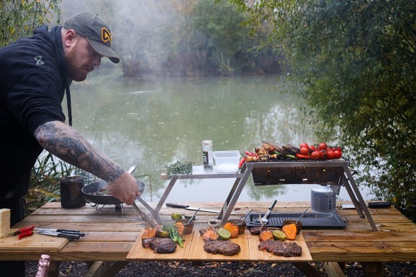 RidgeMonkey Grilla Firepit BBQ