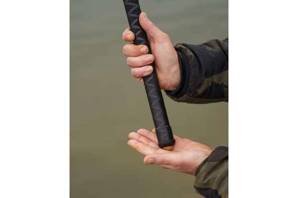Avid Extremity Throwing Stick
