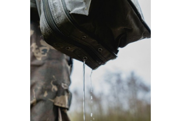 Nash Subterfuge Bushwhacker Bag