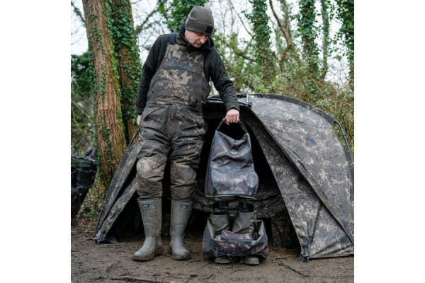 Nash Subterfuge Waterproof Wader and Boot Bag