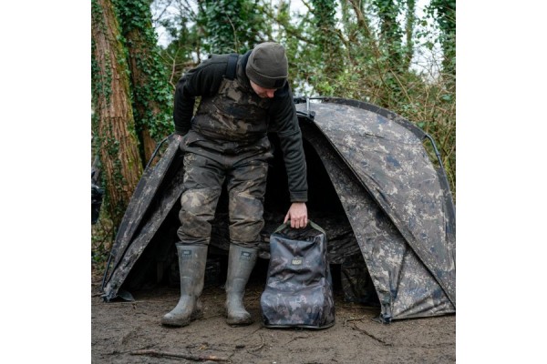 Nash Subterfuge Waterproof Wader and Boot Bag