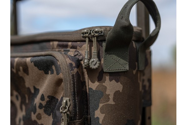 Carp Porter Large Small Barrow Bag Dark Kamo