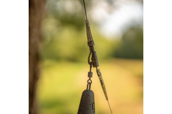 Avid Carp Outline Pinned QC Lead Clip Kit