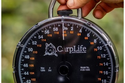 CarpLife 120lb Scales and Camo Scales Pouch