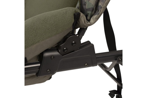 Trakker Levelite Colossus Camo Recliner Chair