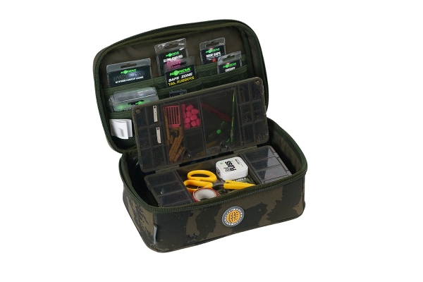 Solar Worldwide Tackle Station