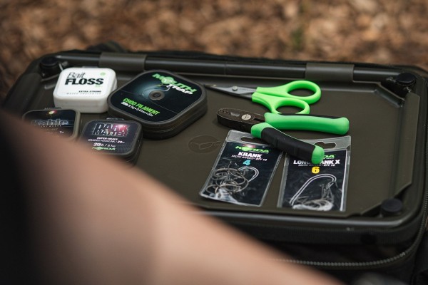 Korda Compac Framed Dark Kamo Carryall - Large
