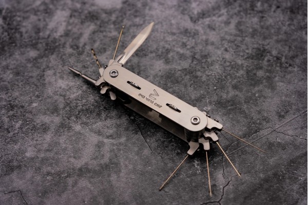 OMC Cool Multi Tool